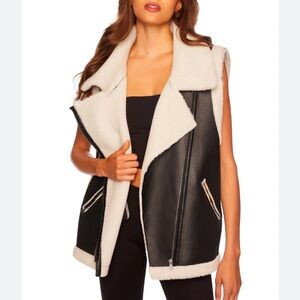 Susana Monaco Black and Cream Vest
